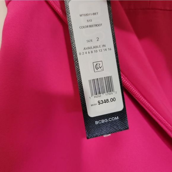 Bcbgmaxazria Notched Gown - Picture 5 of 8